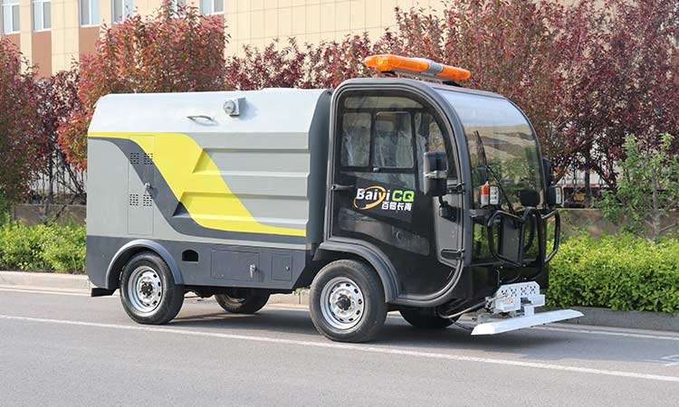 小型高壓清洗車發(fā)動機(jī)淹缸的處理方法