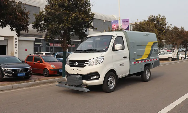 新能源高壓沖洗車：引領清潔革命，提升效率與環(huán)保，有公告，可上牌！