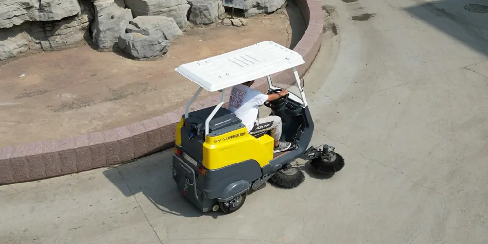 清掃車 電動掃地車 廠區掃地車 園區掃路車 景區清掃車