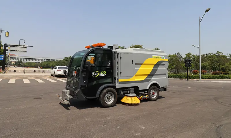 創(chuàng)新環(huán)保科技，小型純電動(dòng)洗掃車(chē)助力城市清潔